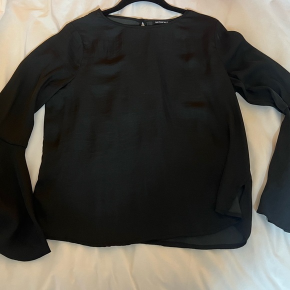 Blk satin blouse w huge bell sleeves, simple but dressy. So cute under a jacket - Picture 5 of 5
